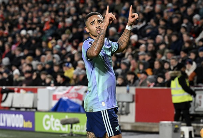 Hạ chủ nhà Brentford, Arsenal áp sát ngôi đầu Ngoại hạng Anh- Ảnh 2. Hạ chủ nhà Brentford, Arsenal áp sát ngôi đầu Ngoại hạng Anh- Ảnh 2.