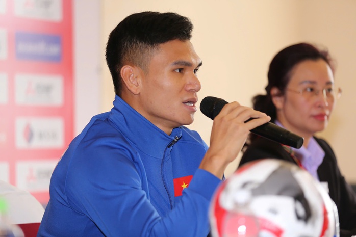 HLV Kim Sang-sik: Thái Lan là "ngọn núi" lớn nhưng tuyển Việt Nam sẽ vượt qua- Ảnh 3.