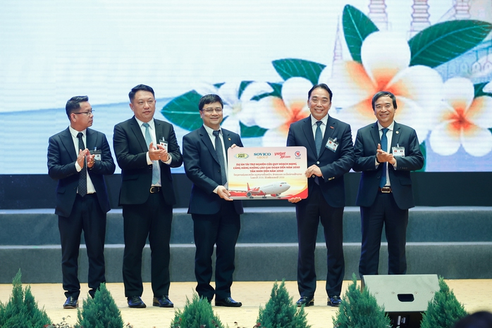 Doanh nghiệp Việt Nam tham gia lập quy hoạch tổng thể hệ thống sân bay Lào- Ảnh 1. Doanh nghiệp Việt Nam tham gia lập quy hoạch tổng thể hệ thống sân bay Lào- Ảnh 1.