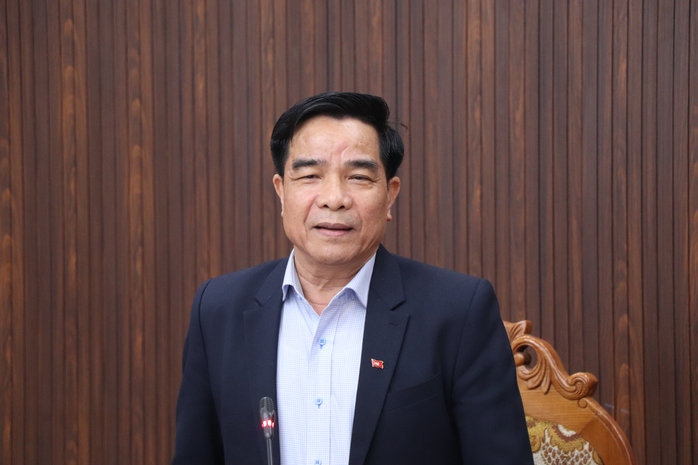 Chủ tịch tỉnh Quảng Nam: Sắp tới sẽ có nhiều người xin nghỉ trước tuổi- Ảnh 2. Chủ tịch tỉnh Quảng Nam: Sắp tới sẽ có nhiều người xin nghỉ trước tuổi- Ảnh 2.