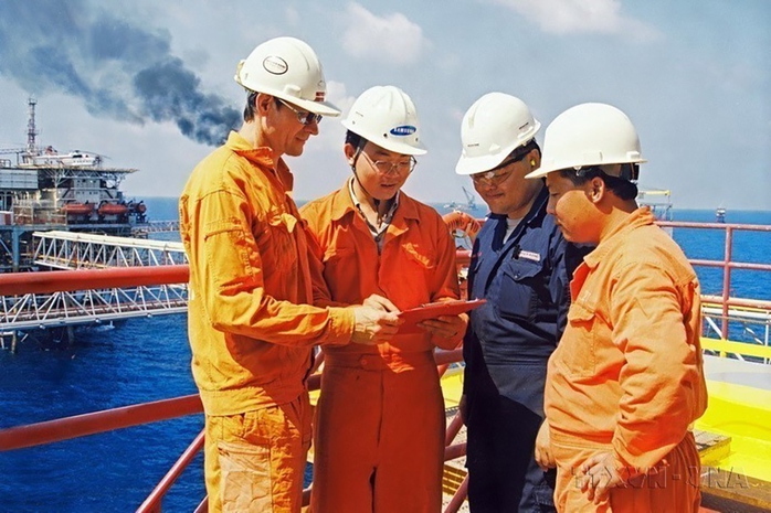 Thủ tướng Nga thăm Việt Nam: Hợp tác kinh tế Việt - Nga hiện ra sao?- Ảnh 1. Thủ tướng Nga thăm Việt Nam: Hợp tác kinh tế Việt - Nga hiện ra sao?- Ảnh 1.
