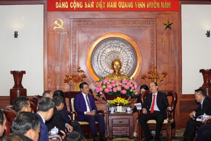 Đoàn đại biểu cấp cao tỉnh Champasak thăm và làm việc tại TP HCM- Ảnh 2. Đoàn đại biểu cấp cao tỉnh Champasak thăm và làm việc tại TP HCM- Ảnh 2.