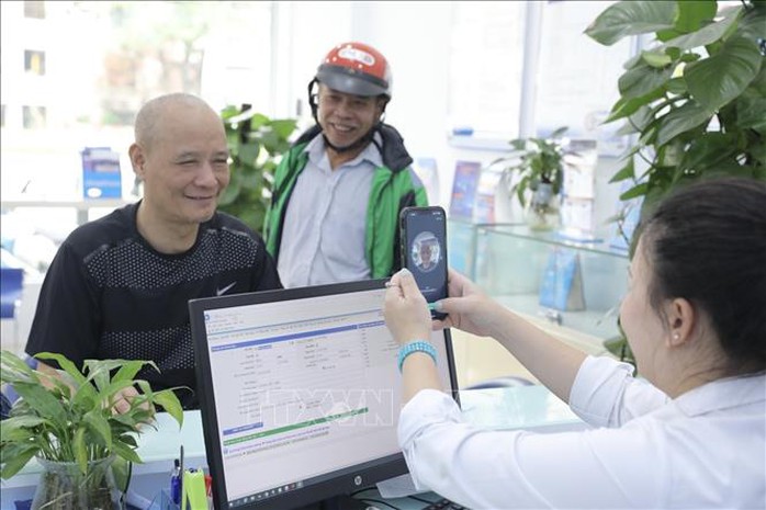 Liên thông dữ liệu để giải quyết chế độ ốm đau, thai sản- Ảnh 1. Liên thông dữ liệu để giải quyết chế độ ốm đau, thai sản- Ảnh 1.