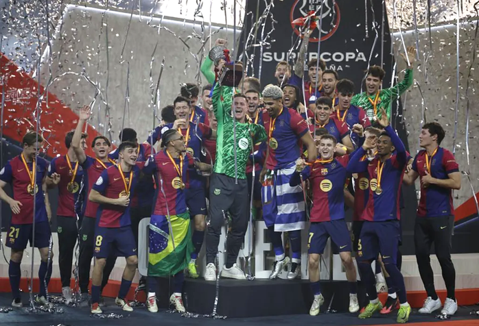 Nghiền nát Real Madrid, Barcelona đăng quang Siêu cúp Tây Ban Nha- Ảnh 9.
