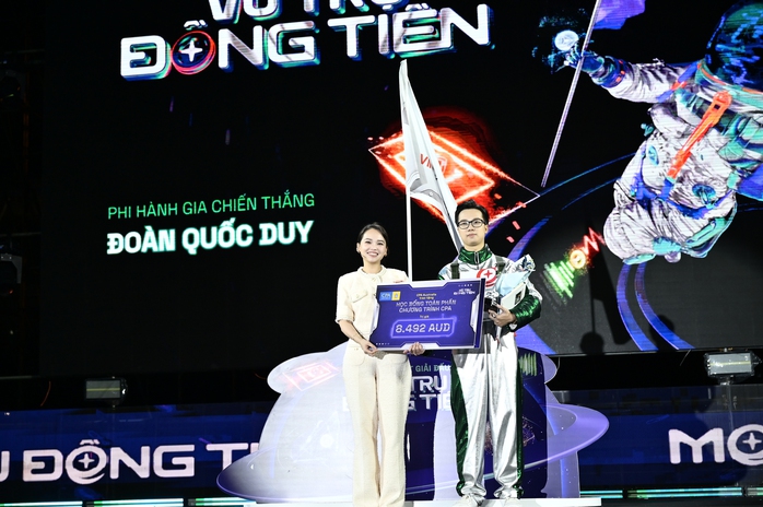 Đã tìm ra chủ nhân giải thưởng 1 tỉ đồng của "Vũ trụ Đồng tiền"- Ảnh 2. Đã tìm ra chủ nhân giải thưởng 1 tỉ đồng của "Vũ trụ Đồng tiền"- Ảnh 2.