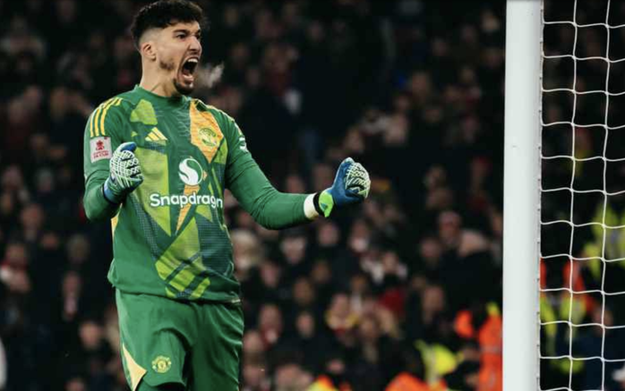 Thủ thành Bayindir hóa người hùng, Man United loại Arsenal sau loạt 11 m- Ảnh 6. Thủ thành Bayindir hóa người hùng, Man United loại Arsenal sau loạt 11 m- Ảnh 6.