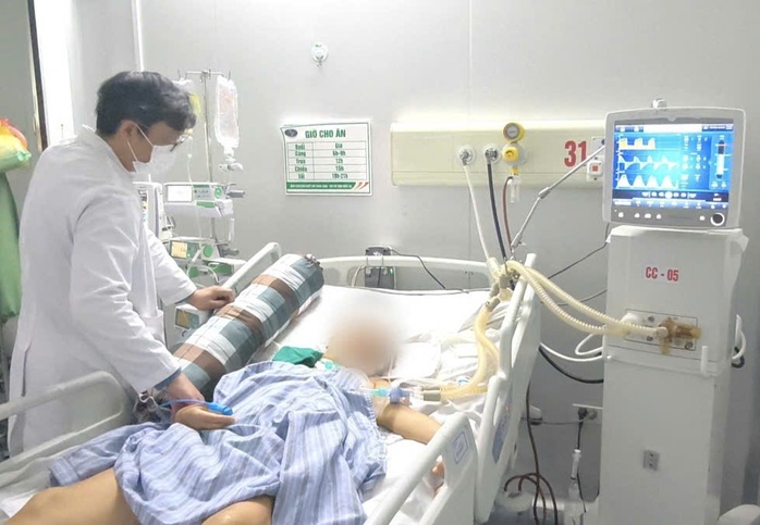 Liệt nửa người sau mũi tiêm trị đau vai gáy- Ảnh 1. Liệt nửa người sau mũi tiêm trị đau vai gáy- Ảnh 1.