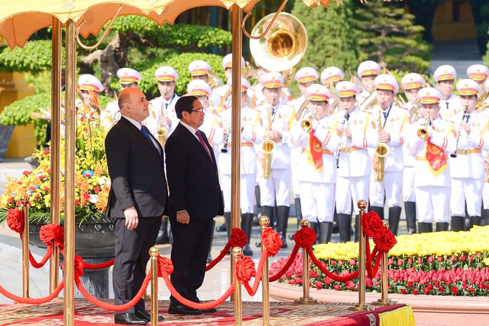 Thủ tướng Phạm Minh Chính chủ trì lễ đón Thủ tướng Nga- Ảnh 1. Thủ tướng Phạm Minh Chính chủ trì lễ đón Thủ tướng Nga- Ảnh 1.
