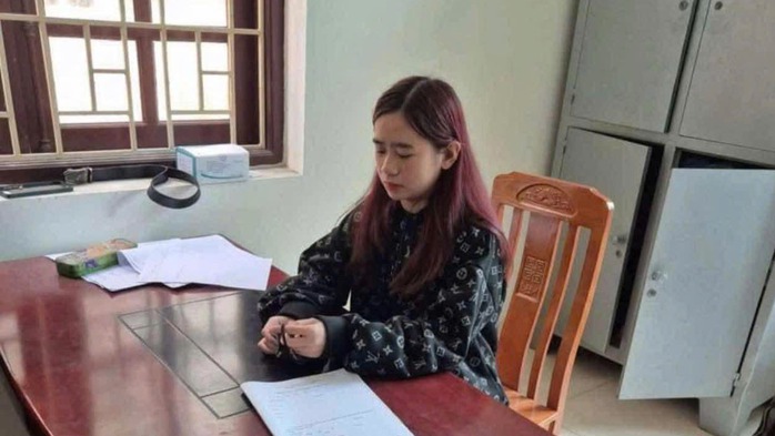 Nghi phạm bắt cóc bé 3 tuổi tại trường mầm non là cô gái 18 tuổi- Ảnh 1. Nghi phạm bắt cóc bé 3 tuổi tại trường mầm non là cô gái 18 tuổi- Ảnh 1.