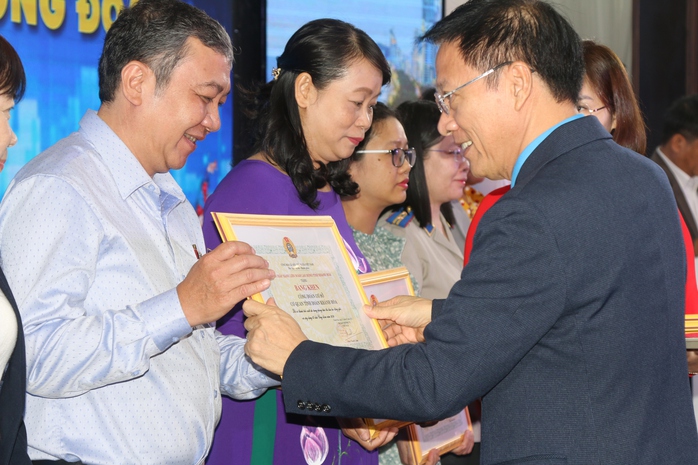 Công đoàn Viên chức Khánh Hòa tổ chức tốt các hoạt động chăm lo người lao động - Ảnh 5. Công đoàn Viên chức Khánh Hòa tổ chức tốt các hoạt động chăm lo người lao động - Ảnh 5.