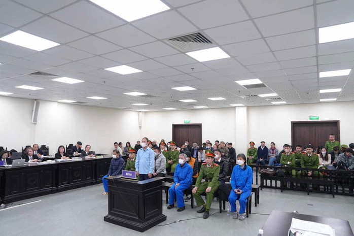 Các bị cáo tại phiên tòa Các bị cáo tại phiên tòa