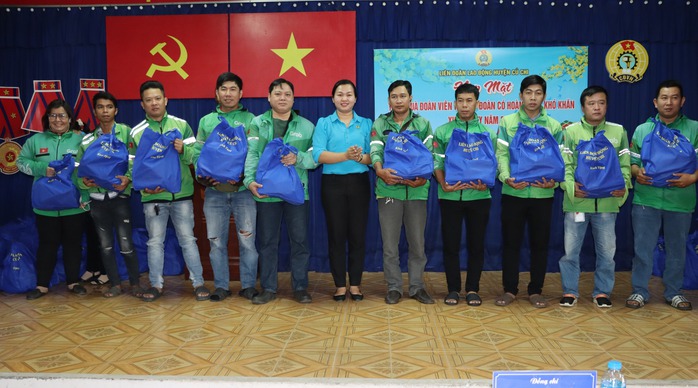 Tết đến với đoàn viên - lao động khó khăn- Ảnh 5. Tết đến với đoàn viên - lao động khó khăn- Ảnh 5.