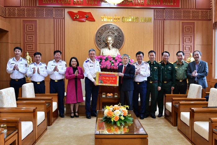 Thiếu tướng Lê Đình Cường kiểm tra, chúc Tết tại Quảng Nam- Ảnh 2. Thiếu tướng Lê Đình Cường kiểm tra, chúc Tết tại Quảng Nam- Ảnh 2.