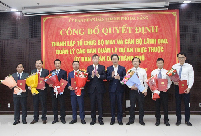 Hai giám đốc ban quản lý dự án ở Đà Nẵng nghỉ hưu trước tuổi- Ảnh 3. Hai giám đốc ban quản lý dự án ở Đà Nẵng nghỉ hưu trước tuổi- Ảnh 3.