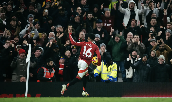 Amad Diallo lập hat-trick trong 12 phút, Man United ngược dòng hạ Southampton- Ảnh 7. Amad Diallo lập hat-trick trong 12 phút, Man United ngược dòng hạ Southampton- Ảnh 7.