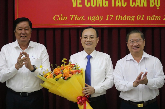Bí thư Tỉnh uỷ Kiên Giang được điều động làm Bí thư Thành uỷ Cần Thơ- Ảnh 3. Bí thư Tỉnh uỷ Kiên Giang được điều động làm Bí thư Thành uỷ Cần Thơ- Ảnh 3.