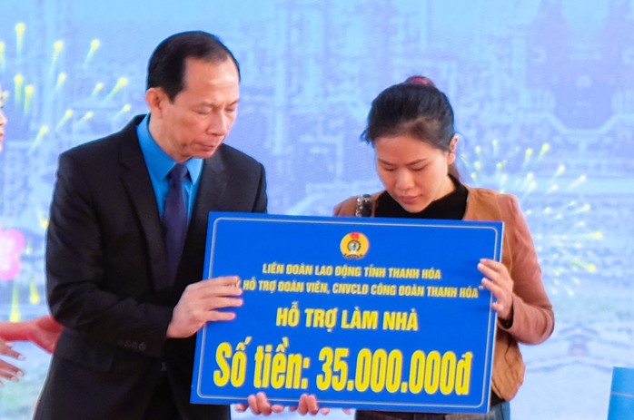 Ấm áp "Ngày hội công nhân - Phiên chợ nghĩa tình" tại Thanh Hóa- Ảnh 6.