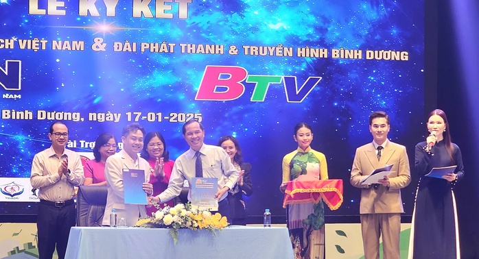 Cuộc thi Hoa hậu Trăng khuyết năm 2025 tổ chức tại Bình Dương- Ảnh 1. Cuộc thi Hoa hậu Trăng khuyết năm 2025 tổ chức tại Bình Dương- Ảnh 1.