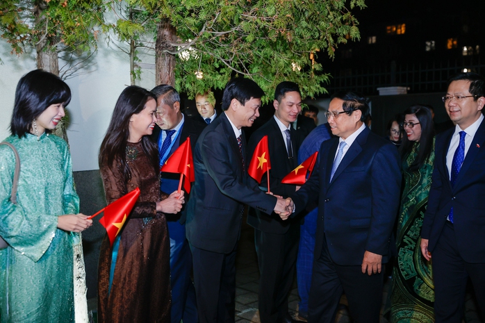 Đưa cộng đồng người Việt thành dân tộc thiểu số tại Ba Lan- Ảnh 4. Đưa cộng đồng người Việt thành dân tộc thiểu số tại Ba Lan- Ảnh 4.
