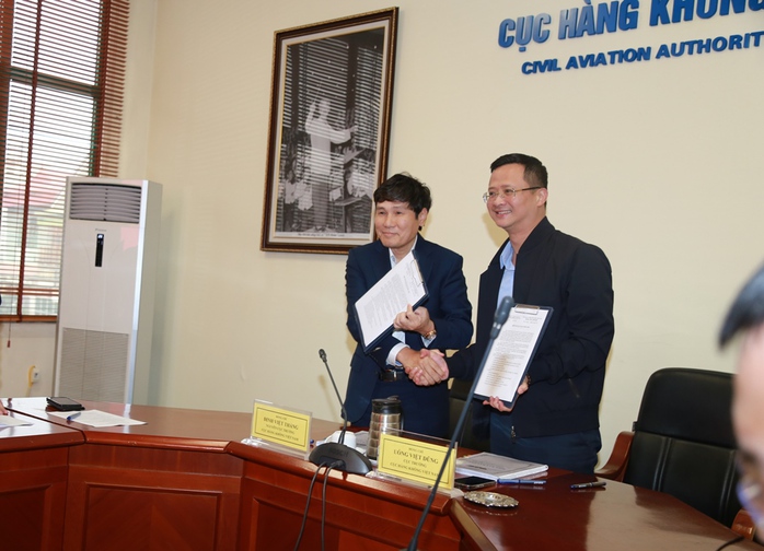 Bàn giao nhiệm vụ lãnh đạo Cục Hàng không Việt Nam- Ảnh 1. Bàn giao nhiệm vụ lãnh đạo Cục Hàng không Việt Nam- Ảnh 1.