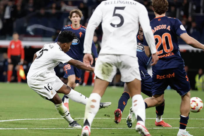 Real Madrid chật vật 120 phút, giành vé tứ kết Cúp Nhà vua- Ảnh 5. Real Madrid chật vật 120 phút, giành vé tứ kết Cúp Nhà vua- Ảnh 5.