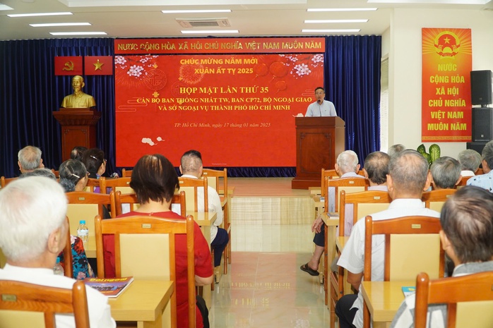 Sở Ngoại vụ TP HCM họp mặt cán bộ hưu trí- Ảnh 1. Sở Ngoại vụ TP HCM họp mặt cán bộ hưu trí- Ảnh 1.