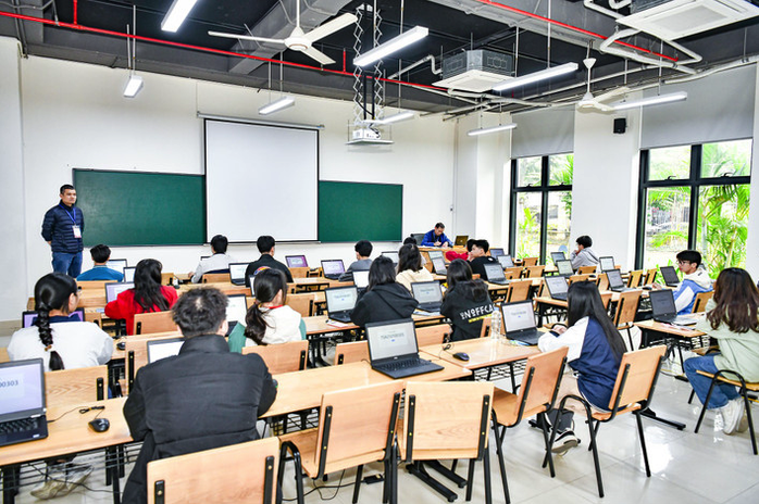14.000 thí sinh dự kỳ thi tuyển sinh riêng của ĐH Bách khoa Hà Nội - Ảnh 3. 14.000 thí sinh dự kỳ thi tuyển sinh riêng của ĐH Bách khoa Hà Nội - Ảnh 3.