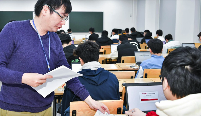 14.000 thí sinh dự kỳ thi tuyển sinh riêng của ĐH Bách khoa Hà Nội - Ảnh 6. 14.000 thí sinh dự kỳ thi tuyển sinh riêng của ĐH Bách khoa Hà Nội - Ảnh 6.