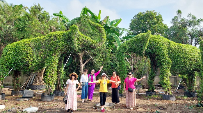 Du xuân sớm ở "vương quốc hoa kiểng"- Ảnh 2. Du xuân sớm ở "vương quốc hoa kiểng"- Ảnh 2.