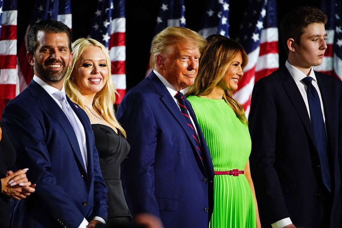 Bệ phóng gia đình của ông Donald Trump- Ảnh 1. Bệ phóng gia đình của ông Donald Trump- Ảnh 1.