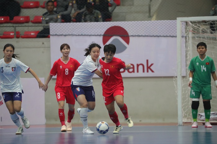 Bóng đá Việt Nam chờ dấu mốc lịch sử từ futsal nữ- Ảnh 1. Bóng đá Việt Nam chờ dấu mốc lịch sử từ futsal nữ- Ảnh 1.