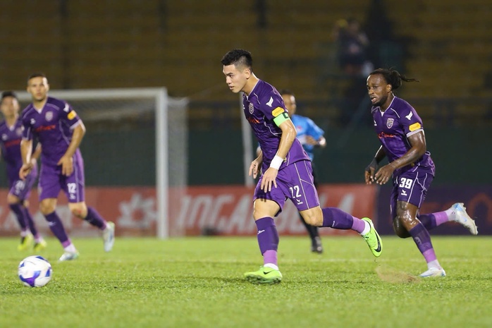 V-League kịch tính sau màn thay nhân sự- Ảnh 1. V-League kịch tính sau màn thay nhân sự- Ảnh 1.