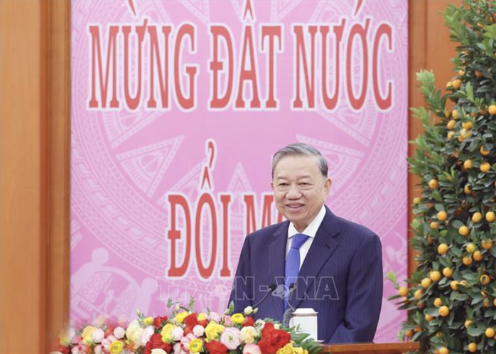 Tổng Bí thư Tô Lâm gặp gỡ kiều bào tiêu biểu dự "Xuân quê hương"- Ảnh 8. Tổng Bí thư Tô Lâm gặp gỡ kiều bào tiêu biểu dự "Xuân quê hương"- Ảnh 8.