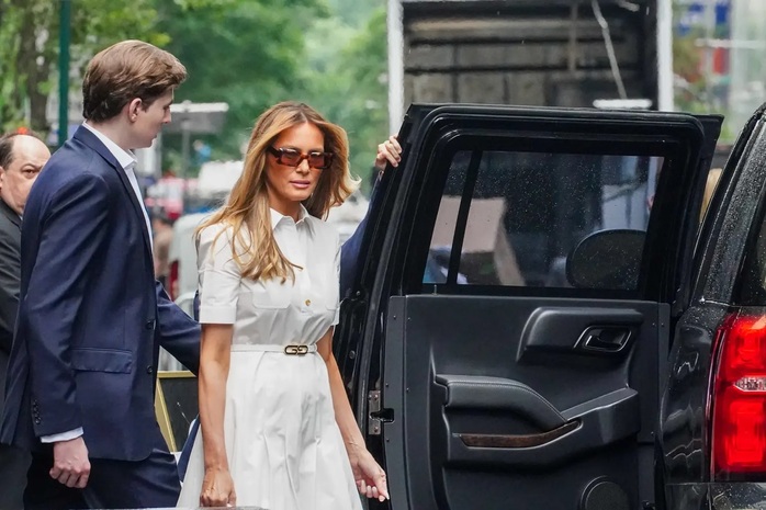 Bà Melania và con trai. Ảnh: Robert Miller Bà Melania và con trai. Ảnh: Robert Miller