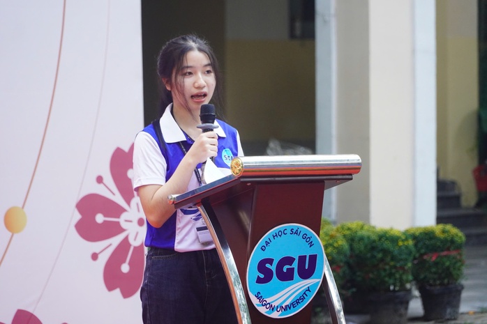 Buổi sáng đong đầy yêu thương ở TP HCM - Ảnh 6. Buổi sáng đong đầy yêu thương ở TP HCM - Ảnh 6.