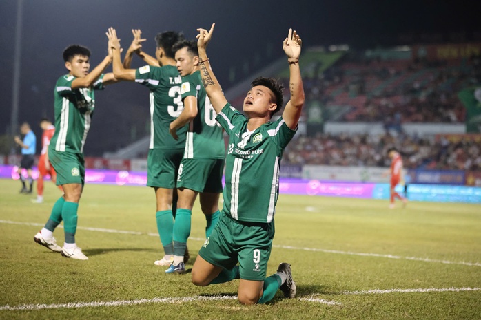 Mất Công Phượng, Bình Phước vẫn kịp giữ mạch bất bại- Ảnh 2. Mất Công Phượng, Bình Phước vẫn kịp giữ mạch bất bại- Ảnh 2.