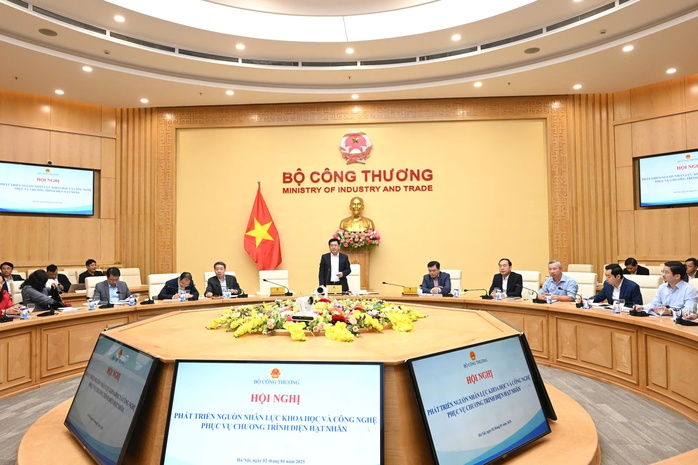"Hé lộ" nhu cầu nhân lực điện hạt nhân lên tới hàng ngàn người- Ảnh 1. "Hé lộ" nhu cầu nhân lực điện hạt nhân lên tới hàng ngàn người- Ảnh 1.