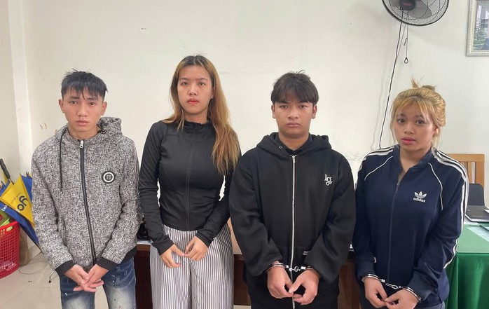 Khởi tố nhóm thanh thiếu niên gây náo loạn Hội An bằng bom xăng, tuýp sắt- Ảnh 2. Khởi tố nhóm thanh thiếu niên gây náo loạn Hội An bằng bom xăng, tuýp sắt- Ảnh 2.