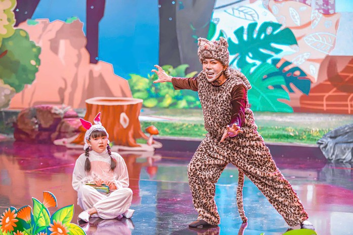 Duy Hakoota - Kép trẻ của "5B" tạo dấu ấn với "Cây bút thần" và "Đẹp bất chấp"- Ảnh 3. Duy Hakoota - Kép trẻ của "5B" tạo dấu ấn với "Cây bút thần" và "Đẹp bất chấp"- Ảnh 3.