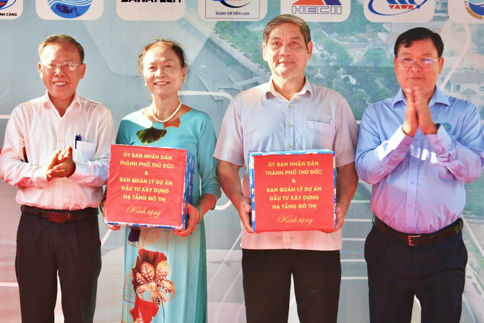 Khánh thành dự án Bờ tả sông Sài Gòn: Công trình chống ngập gần 993 tỉ đồng- Ảnh 3. Khánh thành dự án Bờ tả sông Sài Gòn: Công trình chống ngập gần 993 tỉ đồng- Ảnh 3.