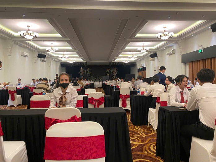 Sự thật lời mời gọi "nhà đất ngộp" cần bán- Ảnh 1. Sự thật lời mời gọi "nhà đất ngộp" cần bán- Ảnh 1.