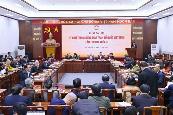 Trung ương Đảng dự kiến họp ngày 23 và 24-1 xem xét phương án sắp xếp, tinh gọn bộ máy- Ảnh 1. Trung ương Đảng dự kiến họp ngày 23 và 24-1 xem xét phương án sắp xếp, tinh gọn bộ máy- Ảnh 1.