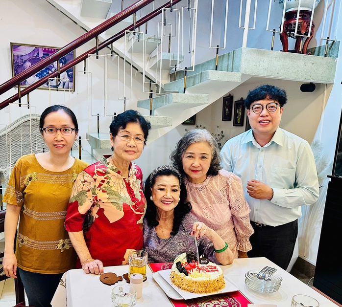 Sinh nhật ý nghĩa của Kỳ nữ Kim Cương- Ảnh 1. Sinh nhật ý nghĩa của Kỳ nữ Kim Cương- Ảnh 1.