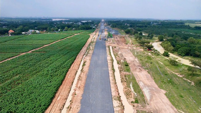 Một góc dự án đường Vành đai 3 - TP HCM đoạn qua tỉnh Đồng Nai. Ảnh: NGUYỄN TUẤN Một góc dự án đường Vành đai 3 - TP HCM đoạn qua tỉnh Đồng Nai. Ảnh: NGUYỄN TUẤN