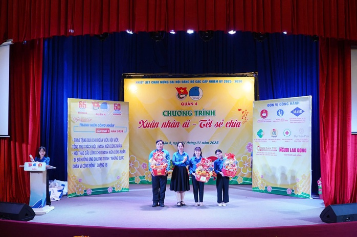 Chương trình chăm lo Tết ý nghĩa của Quận đoàn 4- Ảnh 2. Chương trình chăm lo Tết ý nghĩa của Quận đoàn 4- Ảnh 2.