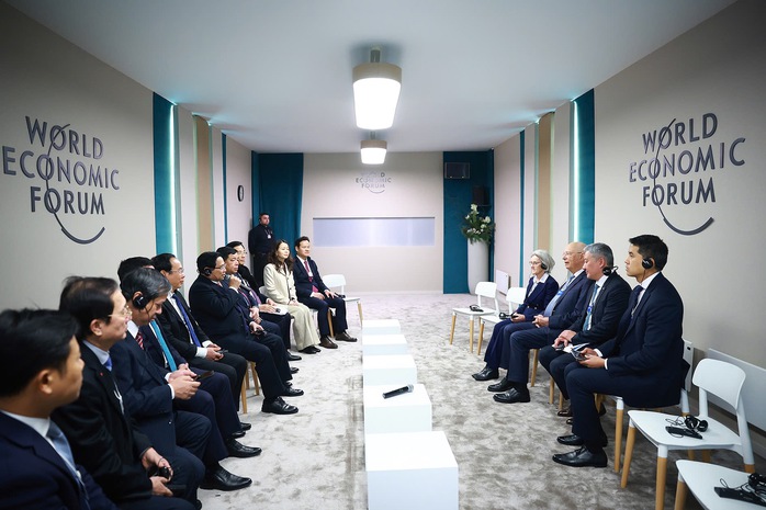 Thủ tướng Chính phủ Phạm Minh Chính tiếp GS Klaus Schwab, nhà sáng lập kiêm Chủ tịch điều hành Diễn đàn Kinh tế Thế giới (WEF) Ảnh: NHẬT BẮC Thủ tướng Chính phủ Phạm Minh Chính tiếp GS Klaus Schwab, nhà sáng lập kiêm Chủ tịch điều hành Diễn đàn Kinh tế Thế giới (WEF) Ảnh: NHẬT BẮC