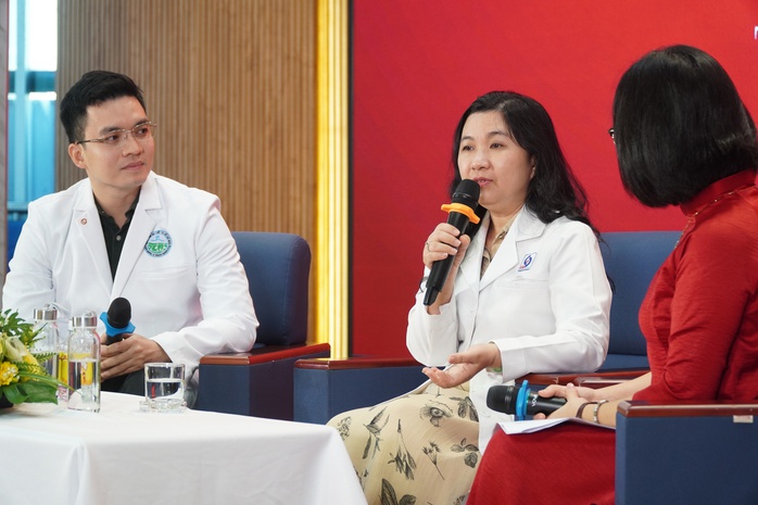 Chuyên gia y tế mách bí quyết đẹp da, giữ dáng ngày Tết- Ảnh 2. Chuyên gia y tế mách bí quyết đẹp da, giữ dáng ngày Tết- Ảnh 2.