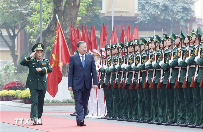 Tổng Bí thư Tô Lâm thăm, làm việc tại Bộ Tư lệnh Bộ đội Biên phòng- Ảnh 1. Tổng Bí thư Tô Lâm thăm, làm việc tại Bộ Tư lệnh Bộ đội Biên phòng- Ảnh 1.