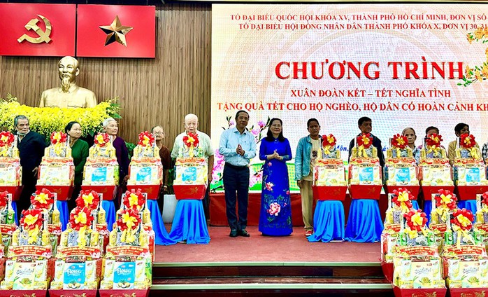Lãnh đạo Chính phủ, TP HCM thăm, chúc Tết tại các cơ quan, địa phương- Ảnh 2. Lãnh đạo Chính phủ, TP HCM thăm, chúc Tết tại các cơ quan, địa phương- Ảnh 2.