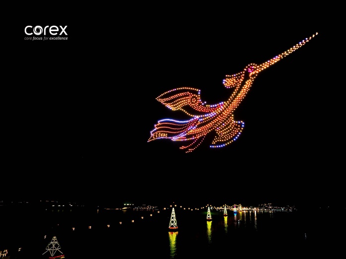 Màn trình diễn drone hỏa thuật kỷ lục thế giới tại Hà Nội đêm giao thừa- Ảnh 2. Màn trình diễn drone hỏa thuật kỷ lục thế giới tại Hà Nội đêm giao thừa- Ảnh 2.